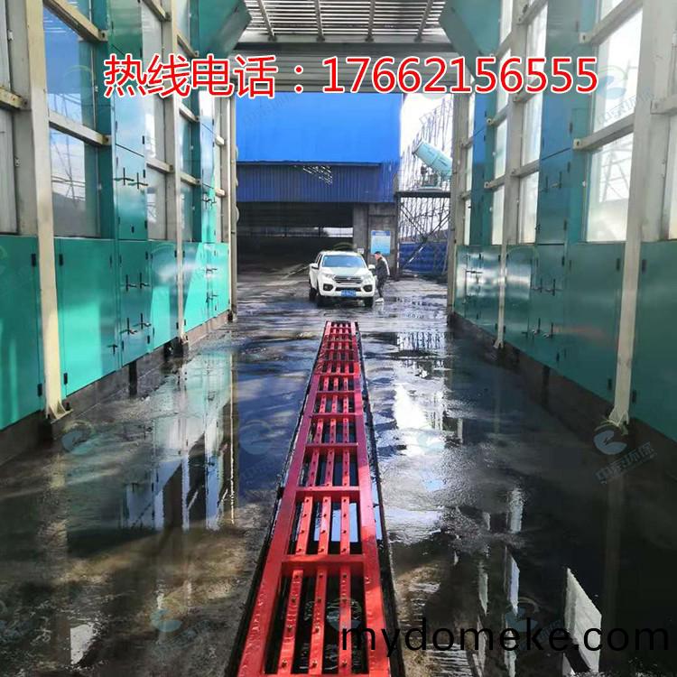 龍(long)門式風榦(gan)型(xing)工(gong)程(cheng)洗車(che)機(ji)