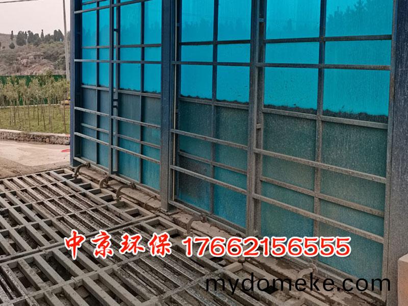 工(gong)程車封閉(bi)洗(xi)車檯